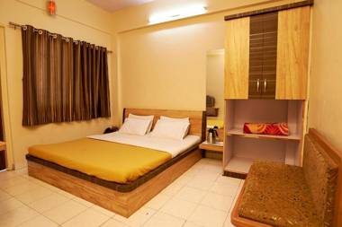 Hotel Saideep Villas Shirdi