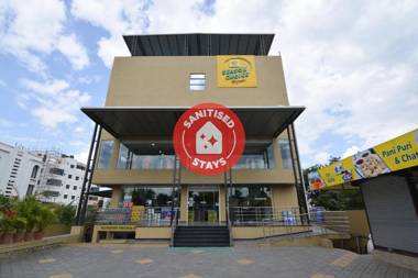 OYO Flagship 19307 Hotel Season Choice