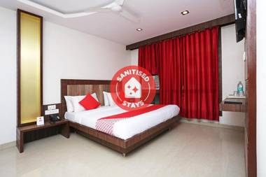 OYO 10733 Hotel Kingdom of Sai