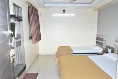 Suraj Budget HOtel