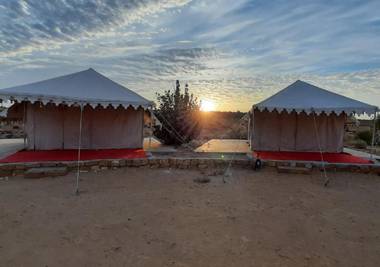 Royal Peepli Desert Camp