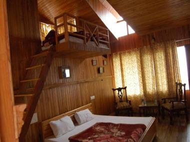 Royal Dutch Resorts and Doll Museum