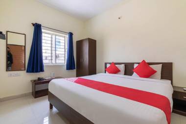 OYO 19749 New Shelton Suites