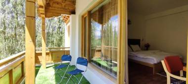 Rock Castle Residency