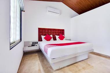 OYO 76112 Hotel Golden Coin Resort