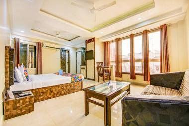 FabHotel CT Palace New Market - Fully Vaccinated Staff