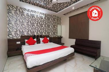 OYO 27611 Hotel Shree Regency