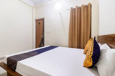SPOT ON 40073 Yash Homestay