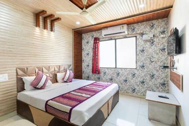 SPOT ON 40211 Hotel prakash inn