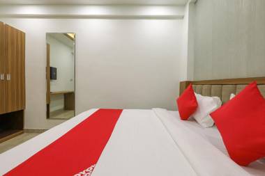 Capital O 27045 Pride Inn