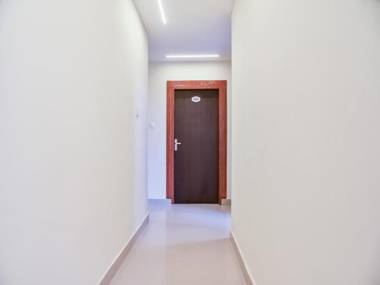 OYO 77281 Hotel Lemon Tree