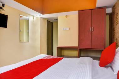 OYO 82217 Hotel Vishwa