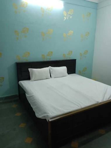 SPOT ON 91567 Hotel Amoli Heights