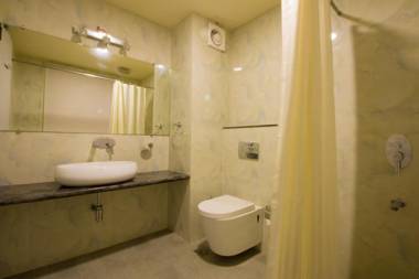 Hotel Mittal Avenue & Paradise