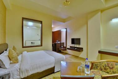 Hotel Mittal Avenue & Paradise