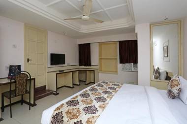 OYO 10264 Hotel Midtown