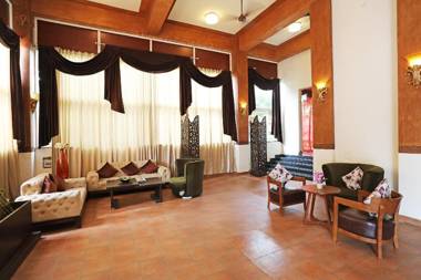 Capital O 18792 The Grand Neelam