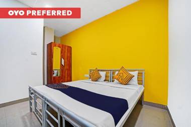 SPOT ON 82844 Hotel The Blue Moon