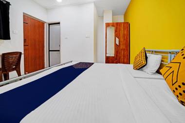 SPOT ON 82844 Hotel The Blue Moon