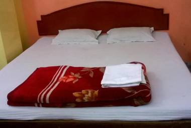 Goroomgo Roxy DX Gaya