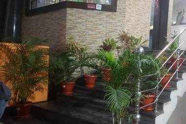 Goroomgo Grand Palace Gaya