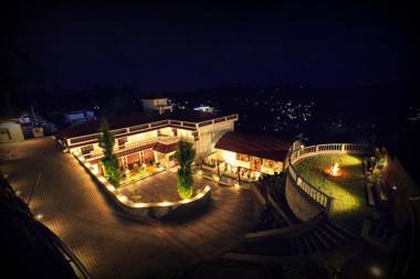 Summer House Resort