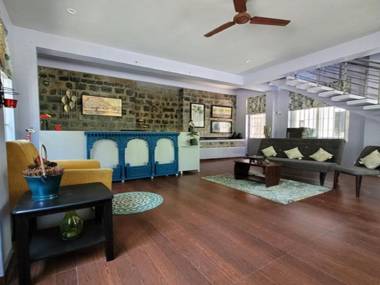 Rest and Beyond Lake Stays