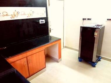 Royal Black Pepper Cottage