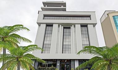 Hotel Saaket Residency - Hotel in Daba Gardens