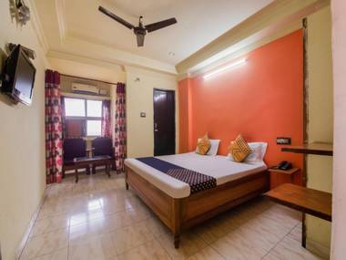 SPOT ON 76144 Hotel Manikanta Residency