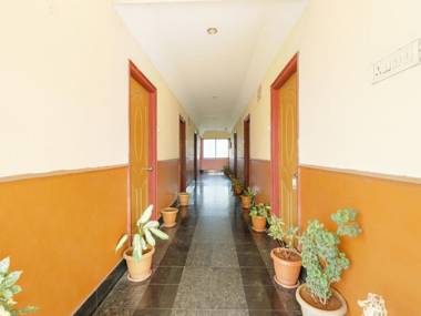 SPOT ON 81033 Hotel Hill Park