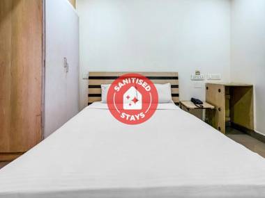 OYO 82214 Gayatri Guest House