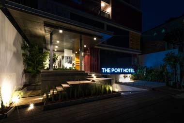The Port Hotel