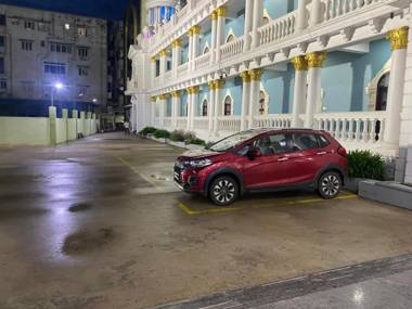 Gadiraju Palace Convention Centre & Hotel