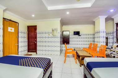 SPOT ON 67751 Sri Surya Lodge