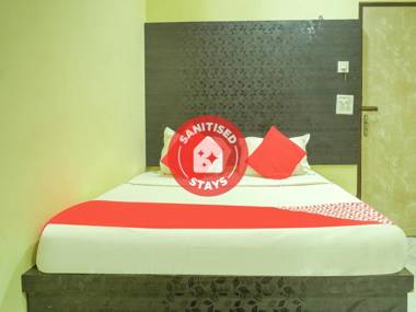 OYO 73874 Hotel B.s.r Ritz