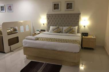 Hotel Swarna Heights