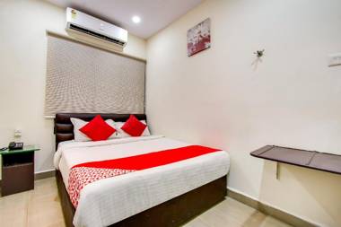OYO 72156 Akshaya Inn