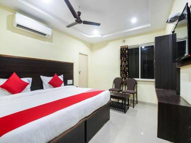 OYO Flagship 76936 Hotel Durga Bhavani Residency
