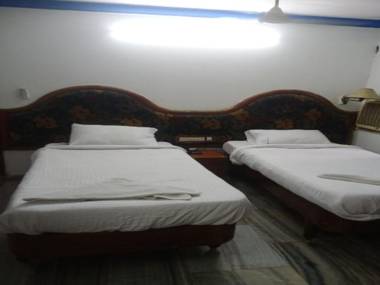 OYO 81166 Hotel Viceroy Inn