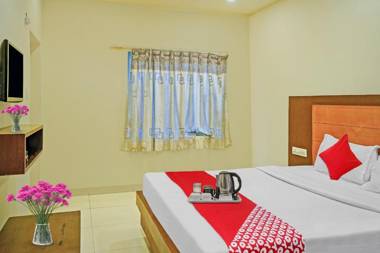 OYO 89898 Hotel Swapna