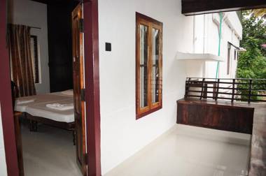 Raja Park Beach Resort