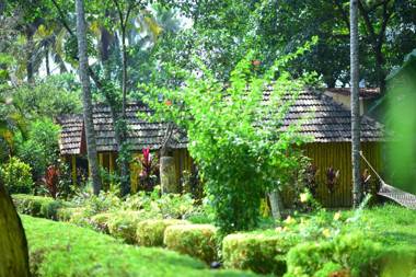 SAVITHRI INN Cottages