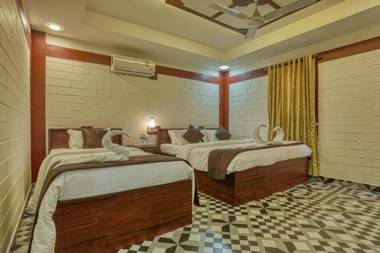 LEISURE VALLEY BEACH RESORT