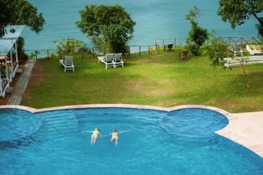 Elixir Cliff Beach Resort and Spa