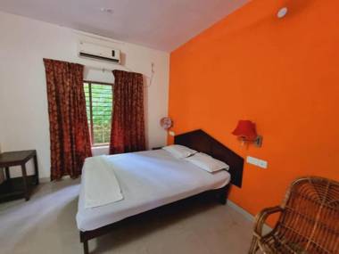 SPOT ON 93069 Haiwa Beach Resort