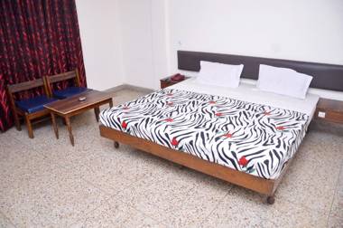 Gautam Hotel