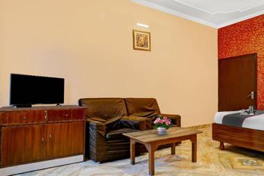 OYO Flagship 3071 Hotel Kamesh Hut