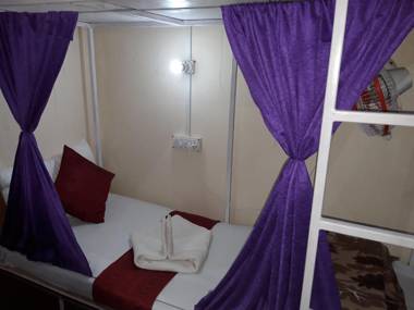 Mohit Paying Guest House