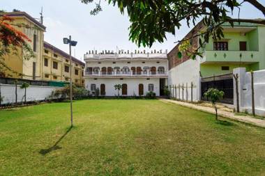 OYO Flagship 28245 Prince Paying Guest House